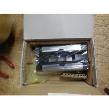 NEW REXROTH LINEAR BEARING # R162339420