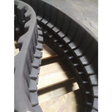 Rubber Track-300x52.5x82W-FITS CASE,FERMEC,KOBELCO,TAKEUCHI-SHIPS FREE!!-(UT118)