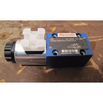 NEW - Rexroth Hydraulic Directional Control Valve, R900930203