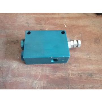 Racine Rexroth 989000 (25715332), Hydraulic Valve **New**