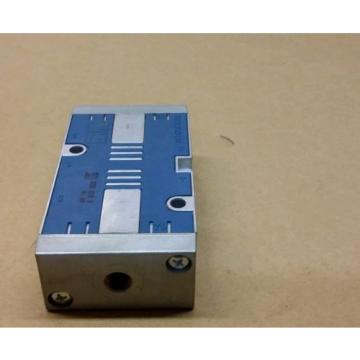 Rexroth 571 050 00 0 Valve NEW (LOC1187)