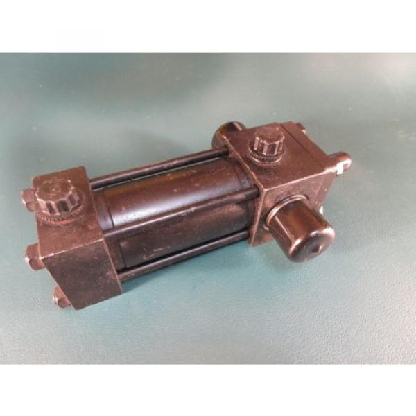 Side Lug Cylinder HH168984 A 909204 1.5&#034; BORE 2&#034; STROKE (Parker,Rexroth,Scrader) #6 image