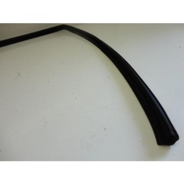 Volvo 940 Rear Left Door Glass Rubber Seal Track Window Trim Felt #2 image