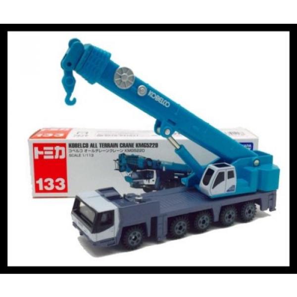 TOMICA #133 Kobelco All Terrain Crane KMG5220 1/113 TOMY Diecast Long Car #1 image