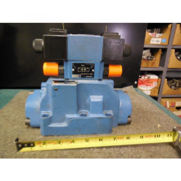 NEW REXROTH DIRECTIONAL VALVE # W4EH22L74/6EW110N9TSK4 #1 image